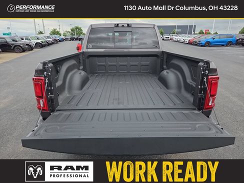 New 2026 RAM 2500 Big Horn AWD/4WD image 7