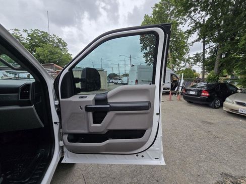 Used 2019 Ford F250 XL w/ Power Equipment Group AWD/4WD image 24