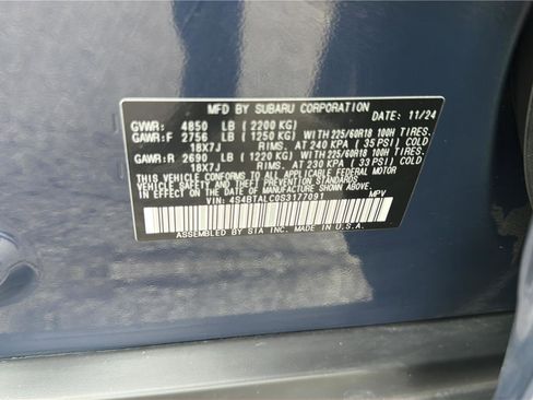 Used 2025 Subaru Outback Onyx Edition AWD/4WD image 27