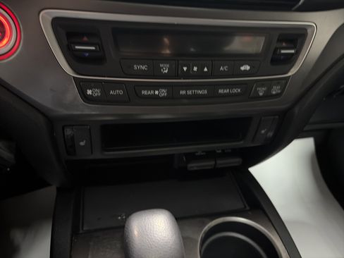 Used 2020 Honda Pilot EX-L image 21