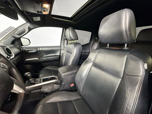 Certified 2021 Toyota Tacoma Limited w/ Nightshade Package image 3