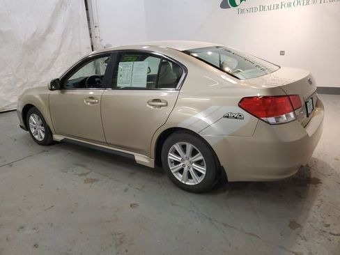 Used 2010 Subaru Legacy 2.5i Premium image 4