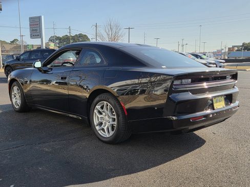 New 2025 Dodge Charger Daytona R/T w/ Quick Order Package 25M R/T image 5