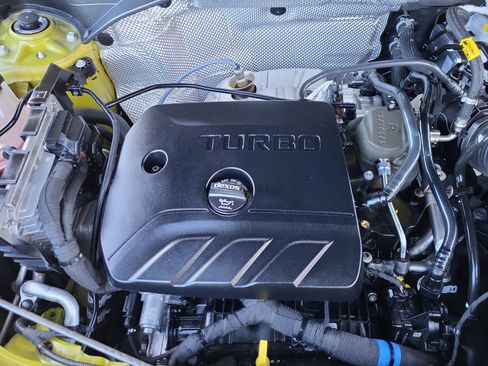 Used 2023 Chevrolet TrailBlazer RS w/ Sun and Liftgate Package image 25