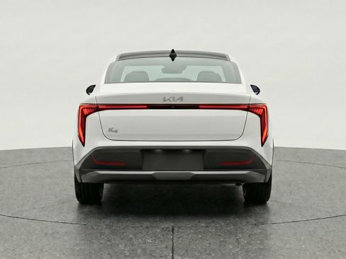 Used 2025 Kia K4 LXS FWD image 7