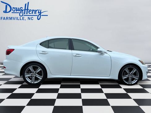 Used 2013 Lexus IS 250 w/ Premium Pkg Value Edition RWD image 6