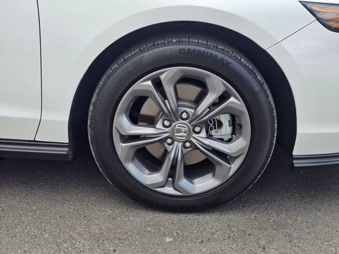 Used 2023 Honda Accord EX-L image 9