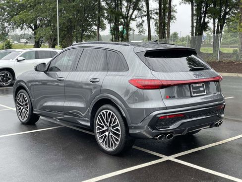 Certified 2025 Audi SQ5 Premium Plus AWD/4WD image 5