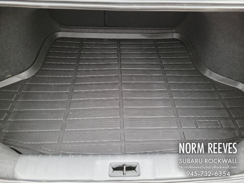 Used 2024 Nissan Sentra SV w/ SV Premium Package image 19