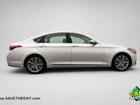 Used 2018 Genesis G80 3.8 RWD image 9