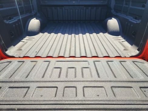 Used 2021 Chevrolet Colorado ZR2 image 32