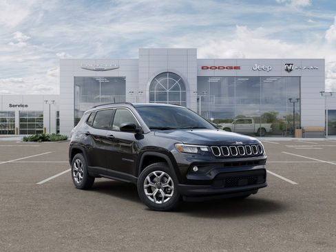 New 2025 Jeep Compass Latitude w/ Convenience Group image 5