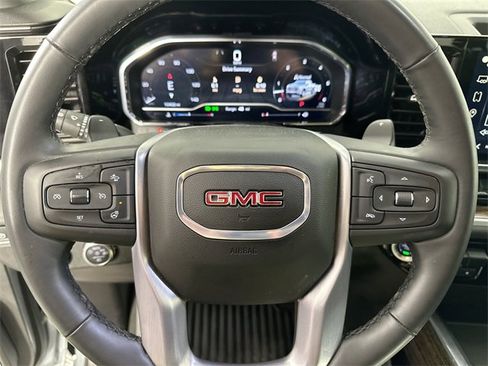 Used 2025 GMC Sierra 1500 Elevation image 20