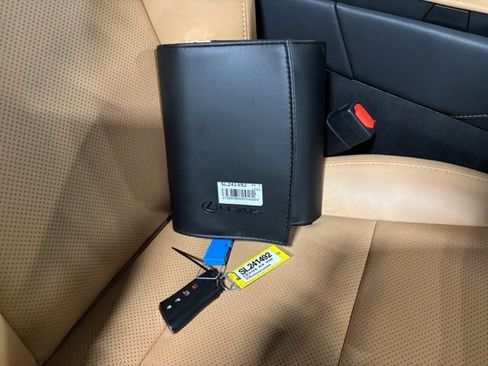 Used 2024 Lexus RX 350 Premium image 33