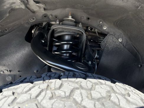 Used 2015 Toyota Tacoma PreRunner image 17