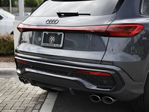 New 2026 Audi SQ5 Premium Plus AWD/4WD image 9