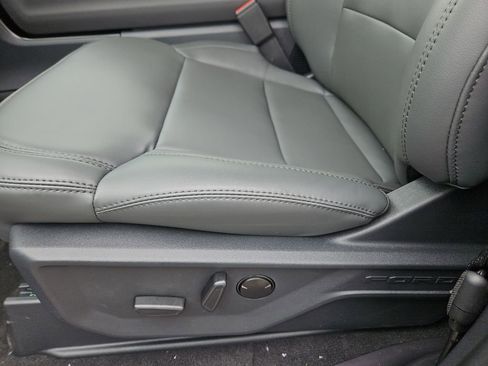 New 2026 Ford Expedition Active RWD image 23