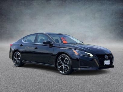 Used 2023 Nissan Altima 2.5 SR