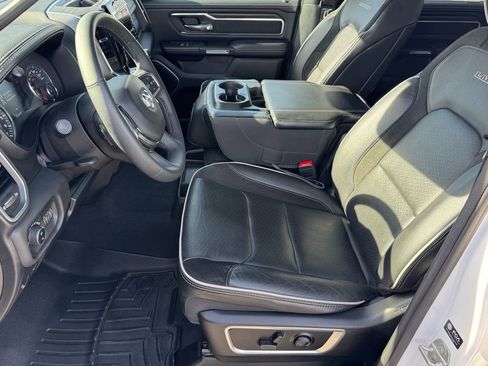 Used 2025 RAM 1500 Laramie image 11