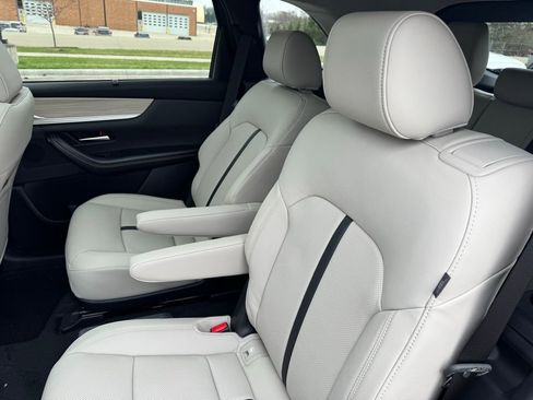 New 2026 MAZDA CX-90 Plug-In Hybrid w/Premium Sport image 9