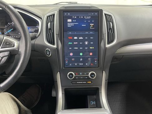 Used 2021 Ford Edge SEL image 10