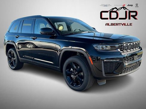 New 2026 Jeep Grand Cherokee Limited w/ Limited Altitude Package RWD image 1