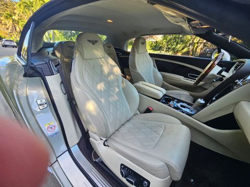 Used 2014 Bentley Continental GT image 20