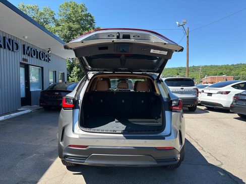 Used 2023 Lexus NX 350 AWD image 10