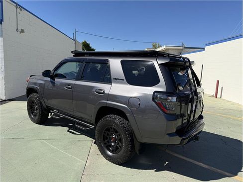 Used 2016 Toyota 4Runner TRD Pro AWD/4WD image 8