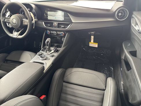New 2026 Alfa Romeo Giulia w/ Driving Assist Package RWD image 18