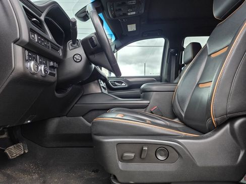 Used 2022 GMC Yukon AT4 image 9