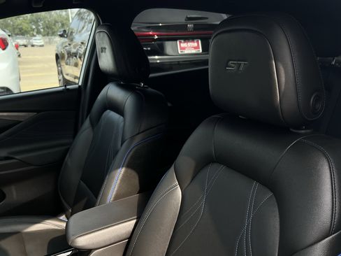 Used 2025 Buick Envista Sport Touring image 20