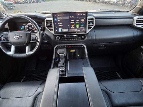 Used 2023 Toyota Tundra Platinum AWD/4WD image 22