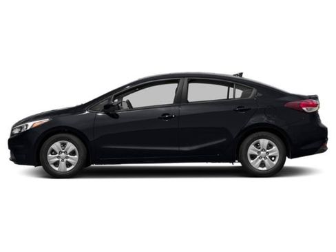 Used 2018 Kia Forte LX FWD image 3