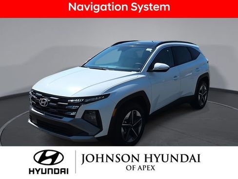 Certified 2025 Hyundai Tucson SEL image 1