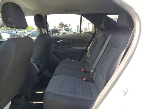 Used 2023 Chevrolet Equinox LT image 23
