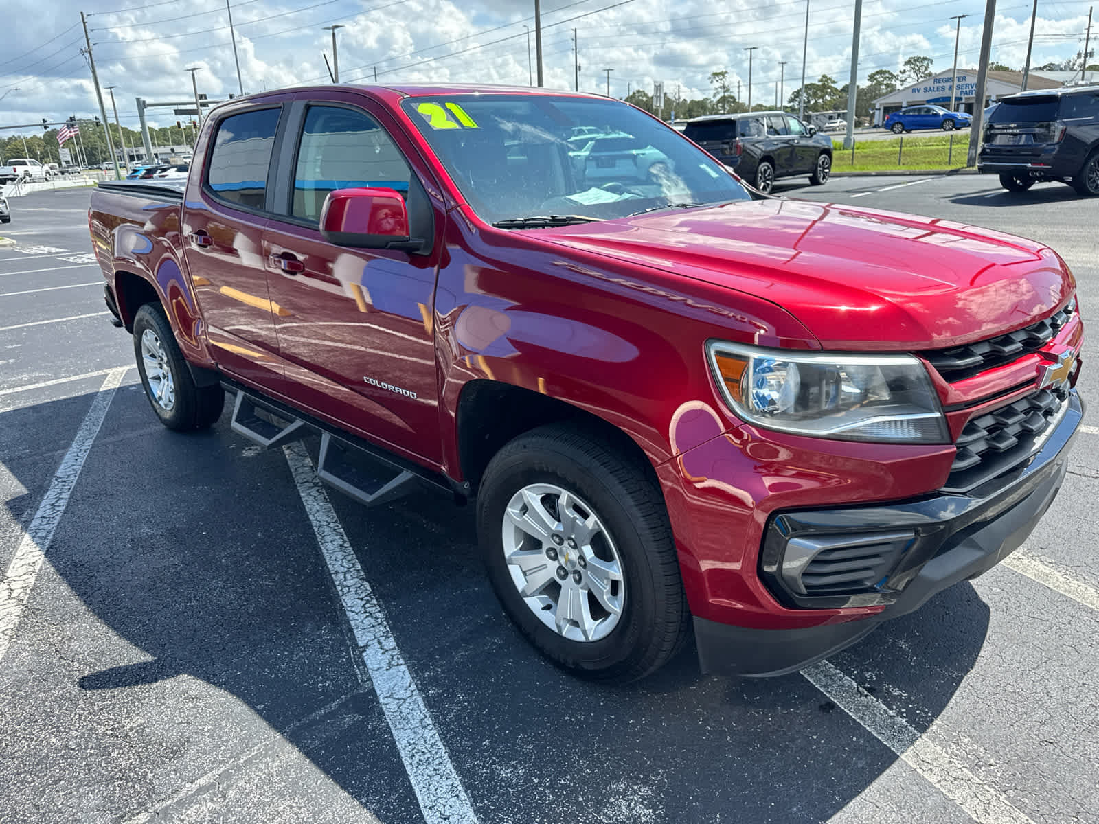 Used 2021 Chevrolet Colorado LT RWD image 3