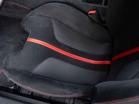 Used 2019 Ferrari 488 Pista Spider image 35