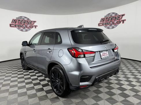 Used 2025 Mitsubishi Outlander Sport LE image 5