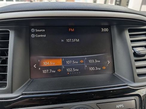 Used 2020 Nissan Pathfinder S image 14