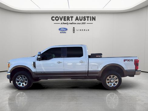 Used 2017 Ford F250 King Ranch w/ King Ranch Ultimate Package AWD/4WD image 2