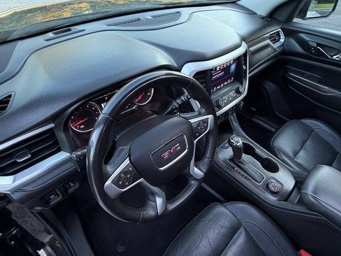 Used 2017 GMC Acadia SLT w/ LPO, Floor Liner Package AWD/4WD image 33