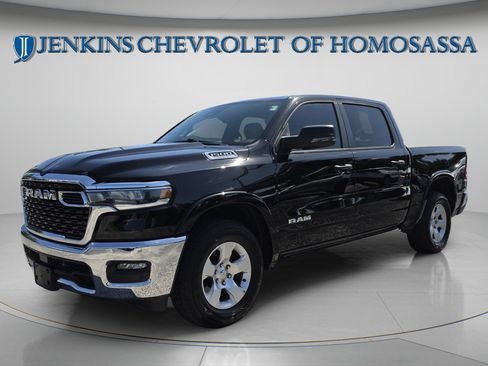 Used 2025 RAM 1500 Big Horn AWD/4WD image 10