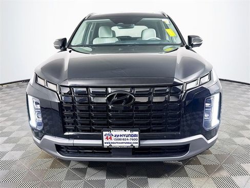 Used 2023 Hyundai Palisade Limited image 7