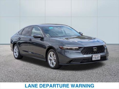 Certified 2025 Honda Accord LX image 4