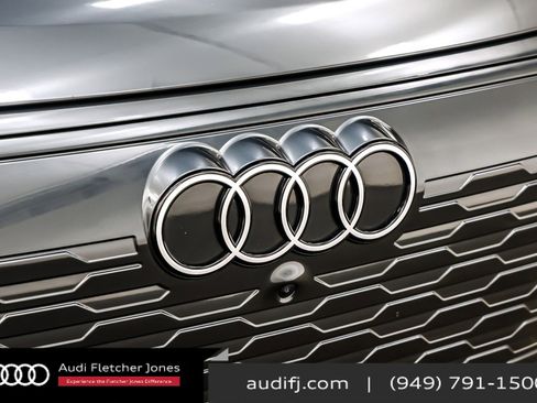 Used 2025 Audi Q6 e-tron Premium Plus w/ Premium Plus image 14