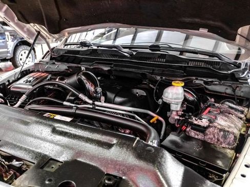 Used 2019 RAM 1500 Lone Star image 42