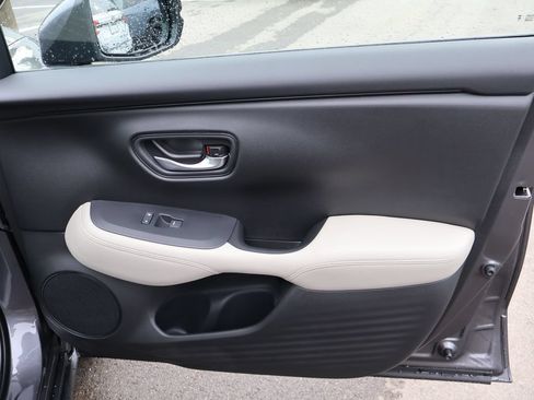 New 2027 Honda HR-V LX image 11