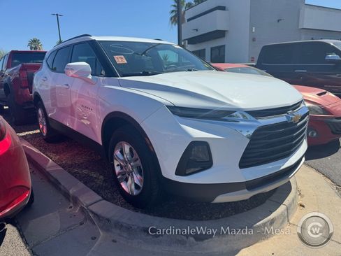 Used 2022 Chevrolet Blazer LT AWD/4WD image 2