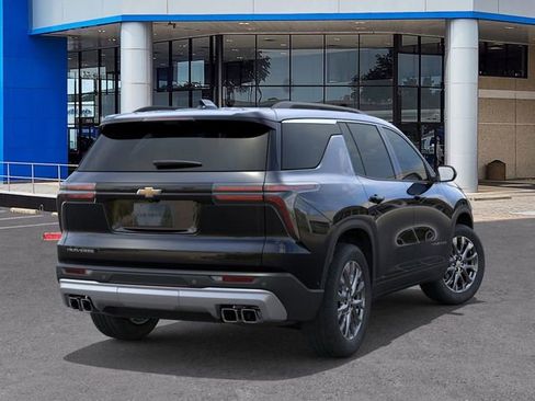 New 2026 Chevrolet Traverse LT w/ Enhanced Driving Package FWD image 4